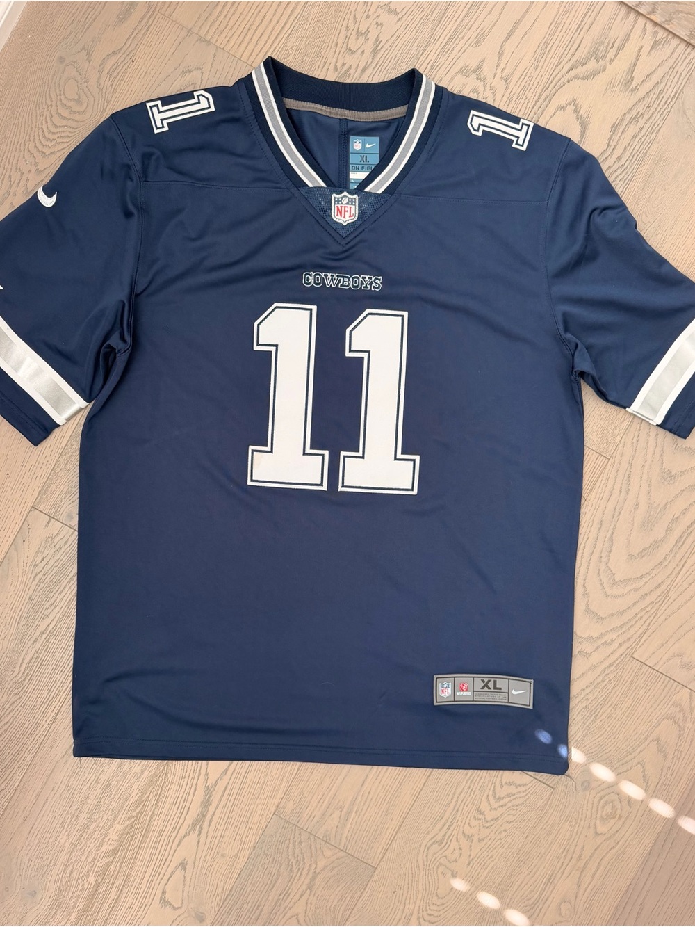 Nike Dallas Cowboys Micah Parsons #11 NFL Jersey – Men’s XL – Navy Blue